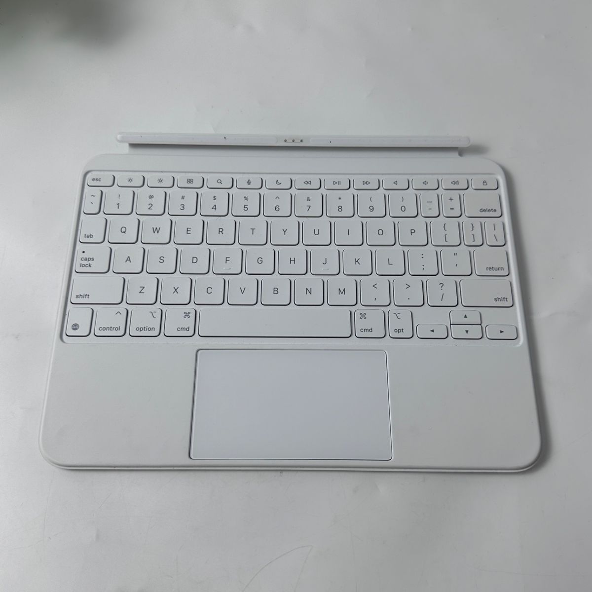 Main image 10