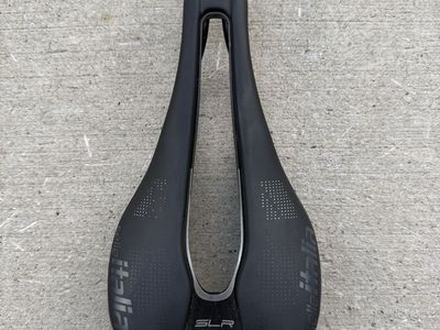 145 Selle Italia SLR super flow saddle