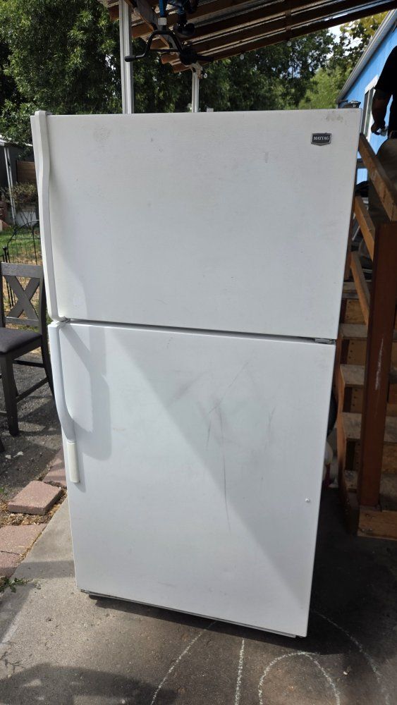 Maytag White Top Freezer Refrigerator with Ice Maker, Used Condition NEED IT GONE!