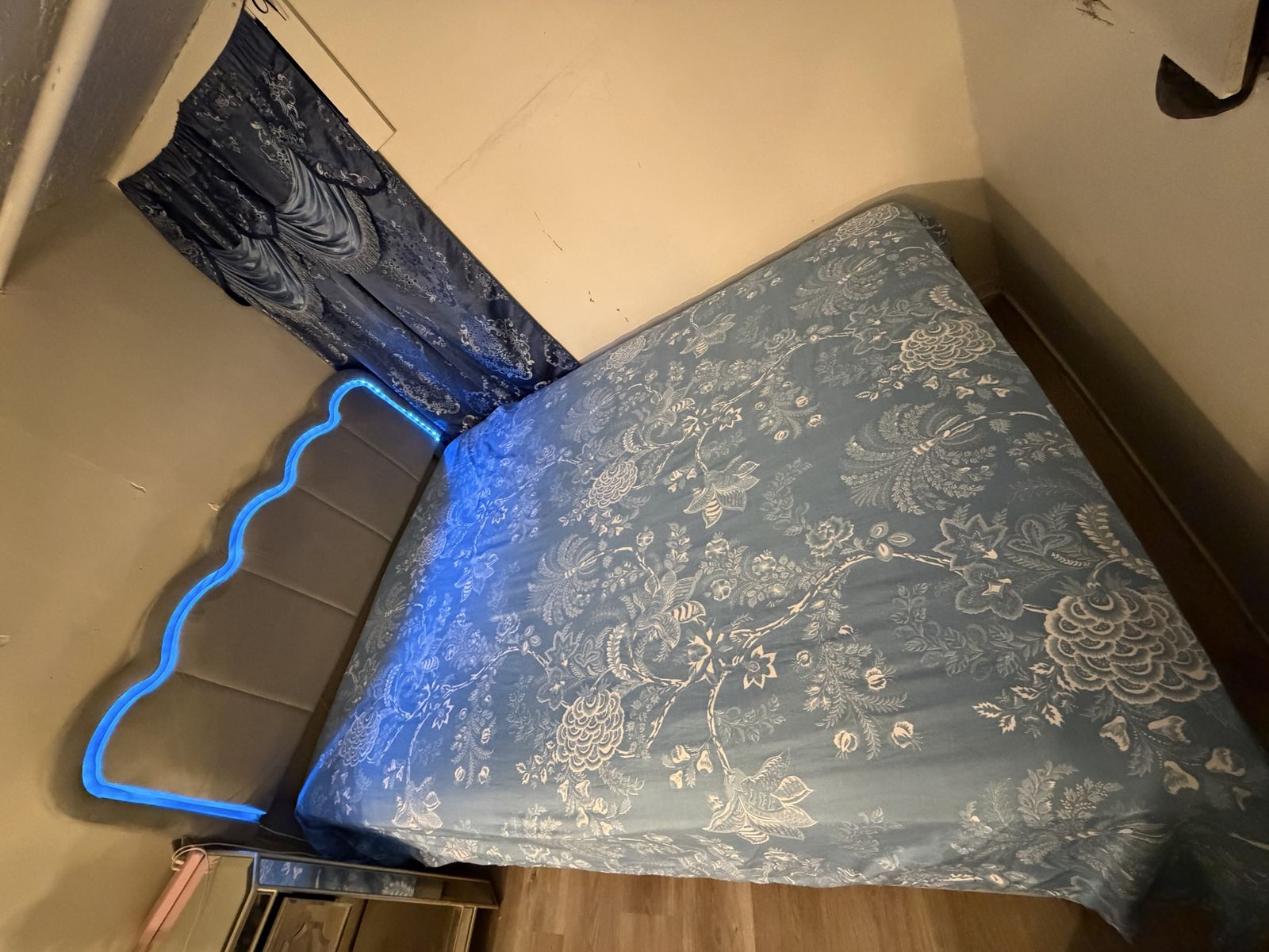 Queen size mattress