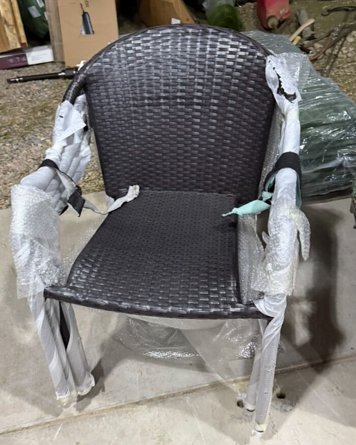 New Set Of 4 Wicker And Metal Patio Chairs