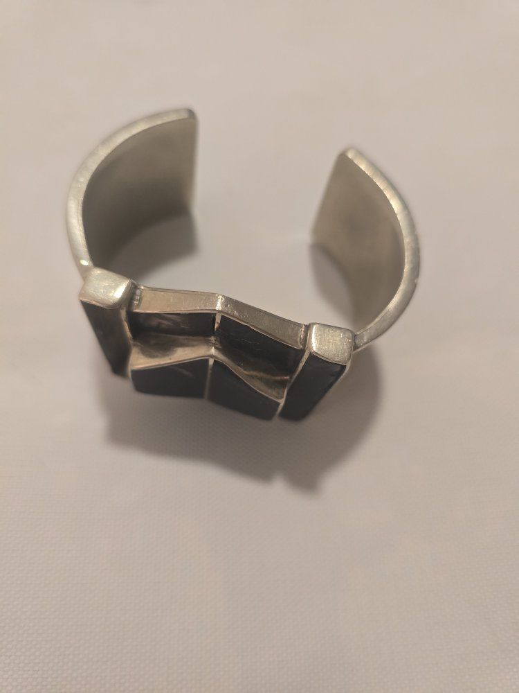 AiredelSur Vintage Sterling Silver Black Onyx Inlay Geometric Cuff Bracelet