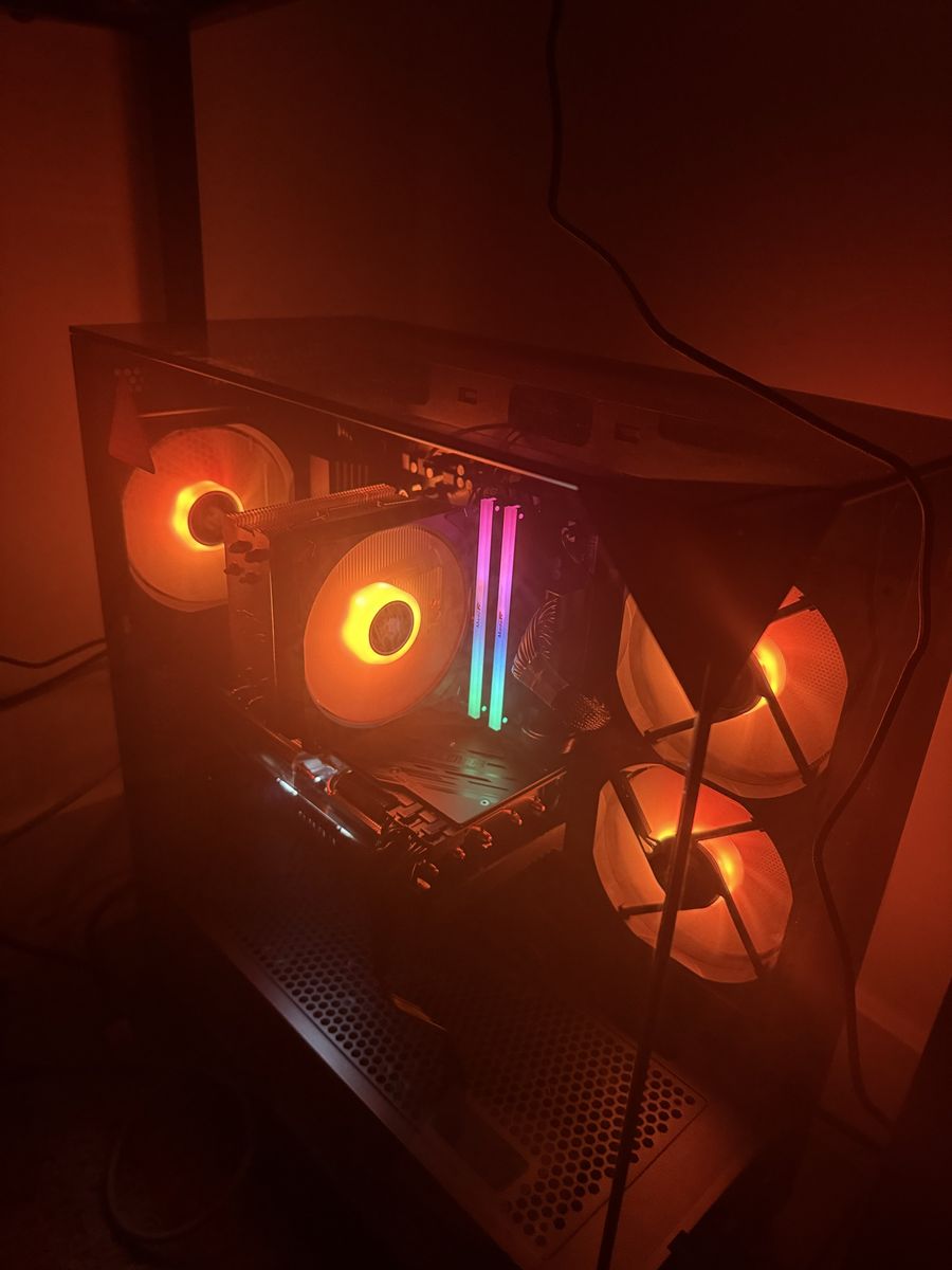 RX 7700xt Gaming PC