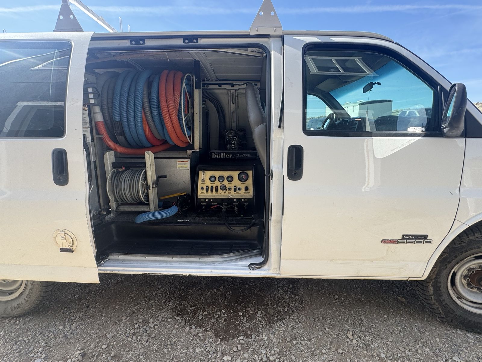 Truck Mount Carpet Cleaning Van $OBO$