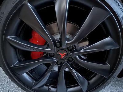 Tesla Model 3 20" x 8,5” Stiletto Sport Wheels & Tires - Matte Black