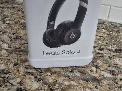 NIB Beats Solo 4 Wireless Headphones