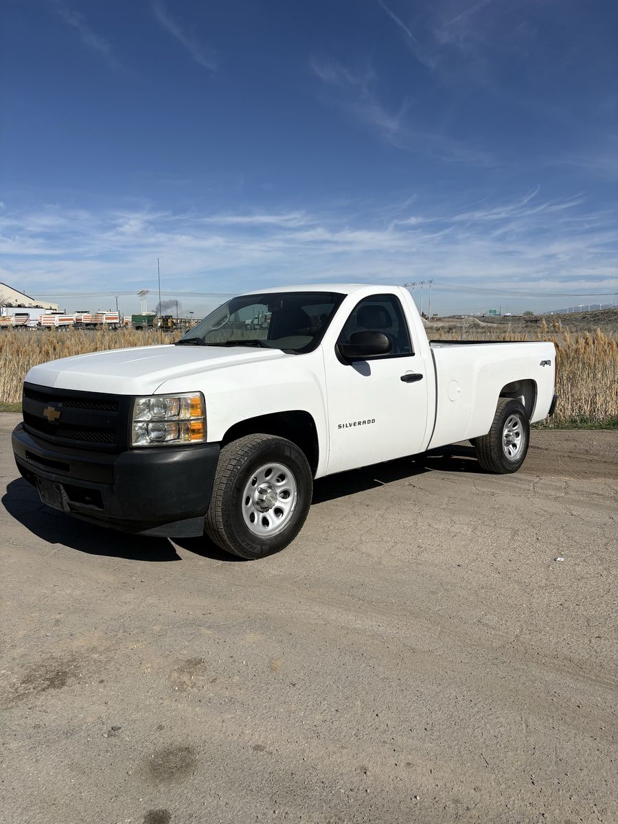 2013 CHEVROLET SILVERADO 1500 Base
