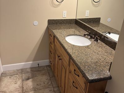 Centerville townhouse for rent (157 w. Bamberger way)