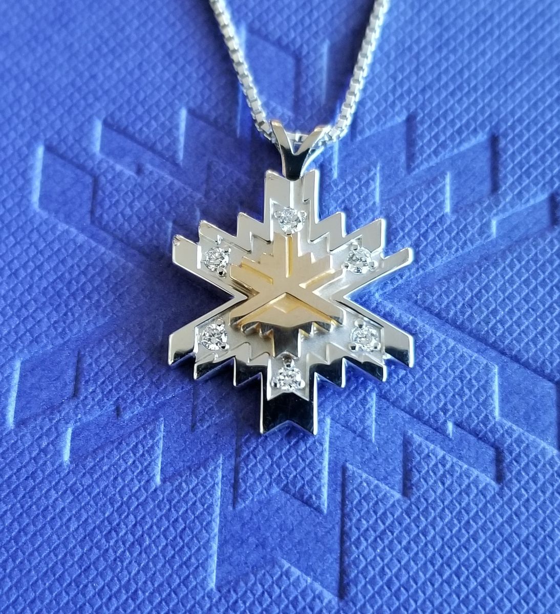 2002 OC Tanner 14K White Gold/Gold inset with Diamonds-Pendant. Super Rare! Limited!