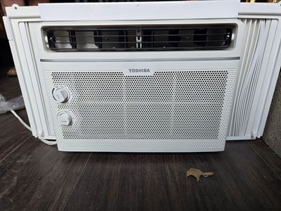 Toshiba Window AC Unit