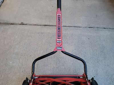 Manual Lawn Mower