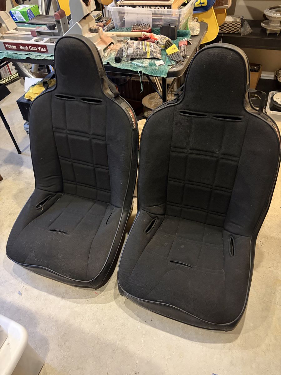 MasterCraft Ribicon Safety suspension seats