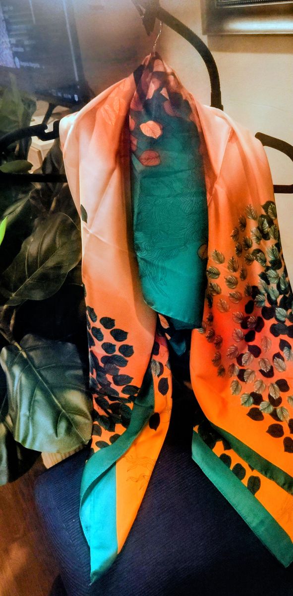 Women's Tree Pattern Fashionable Scarf