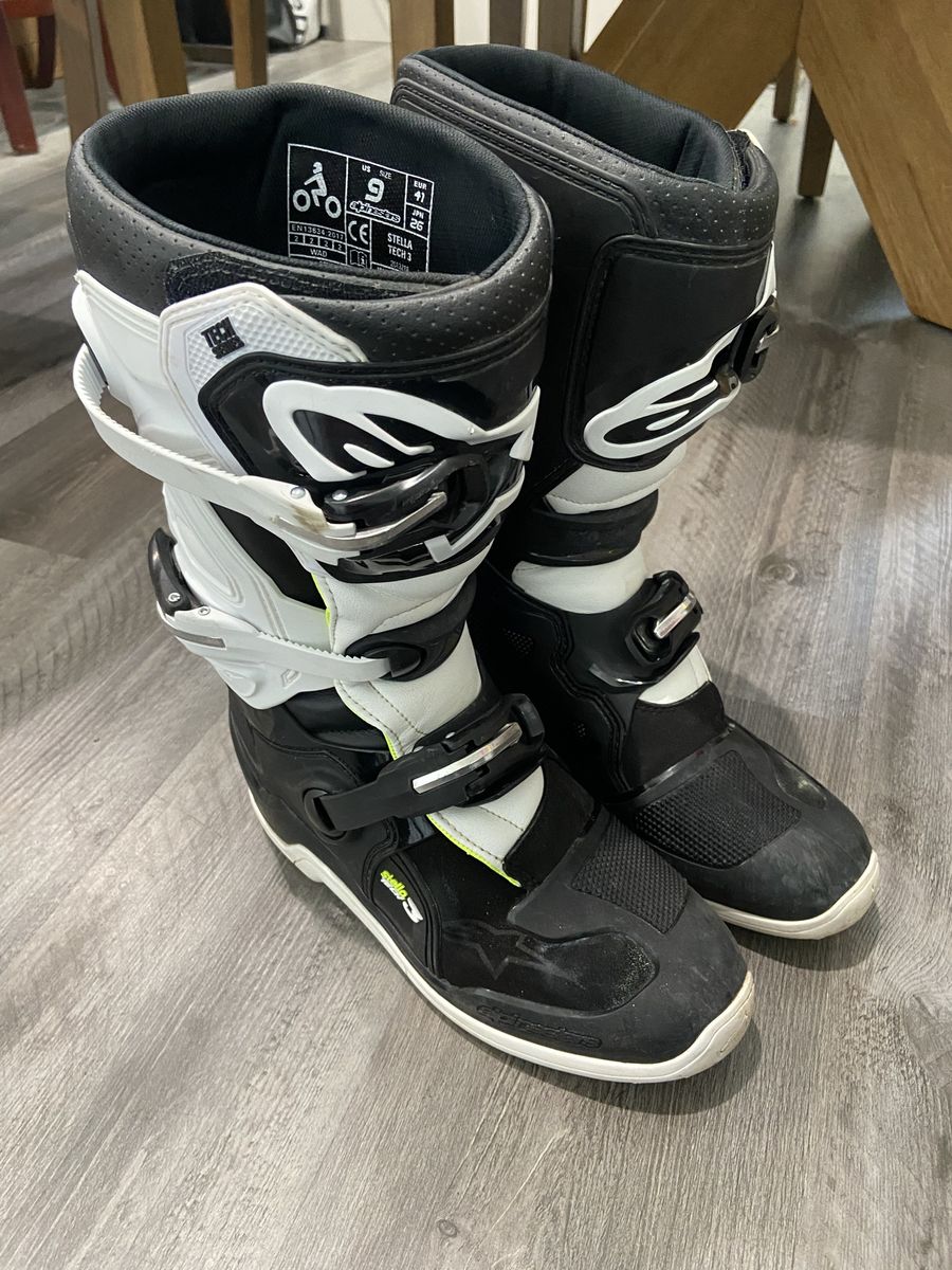 Women’s dirt bike boots