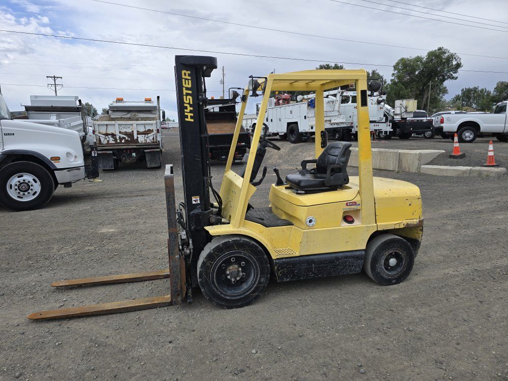 2004 Hyster 6,000# Gas Forklift