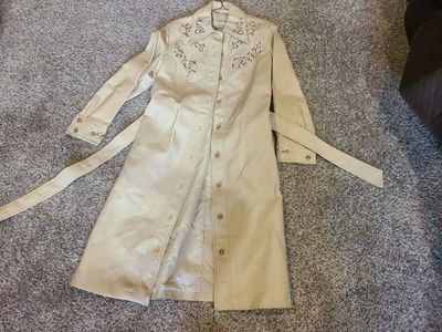vintage ladies 70s tenchcoat
