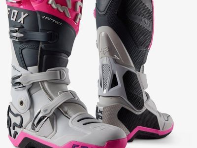 *** Brand New Fox Instinct 2.0 Boots ***
