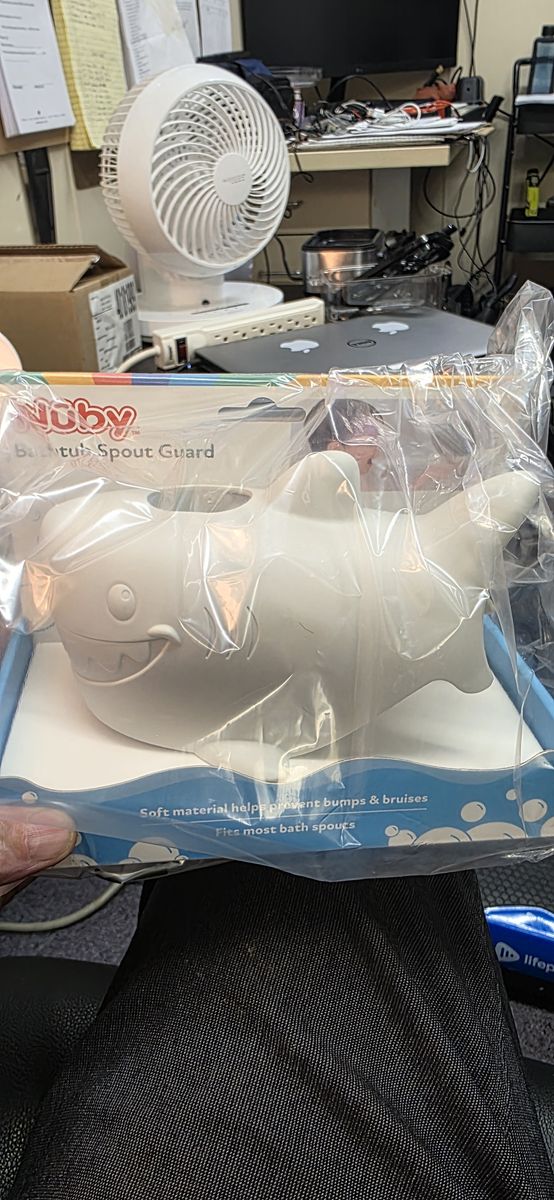 Nuby Bathtub Shark Spout Guard