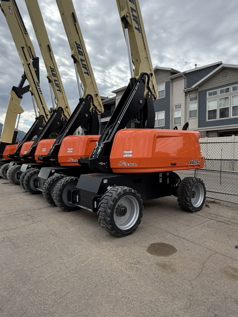 JLG 660 Boom Lift for Rent - 60/65 Foot Man Basket Boom Lift