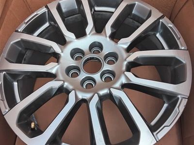 OEM Factory Wheel Rim - Silver Alloy Multi-Spoke Truck Rim 2023 GMC ACADIA. fits 2020-2023