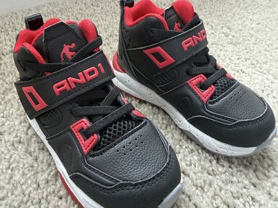 AND 1 Boys Basketball Shoes Size 9