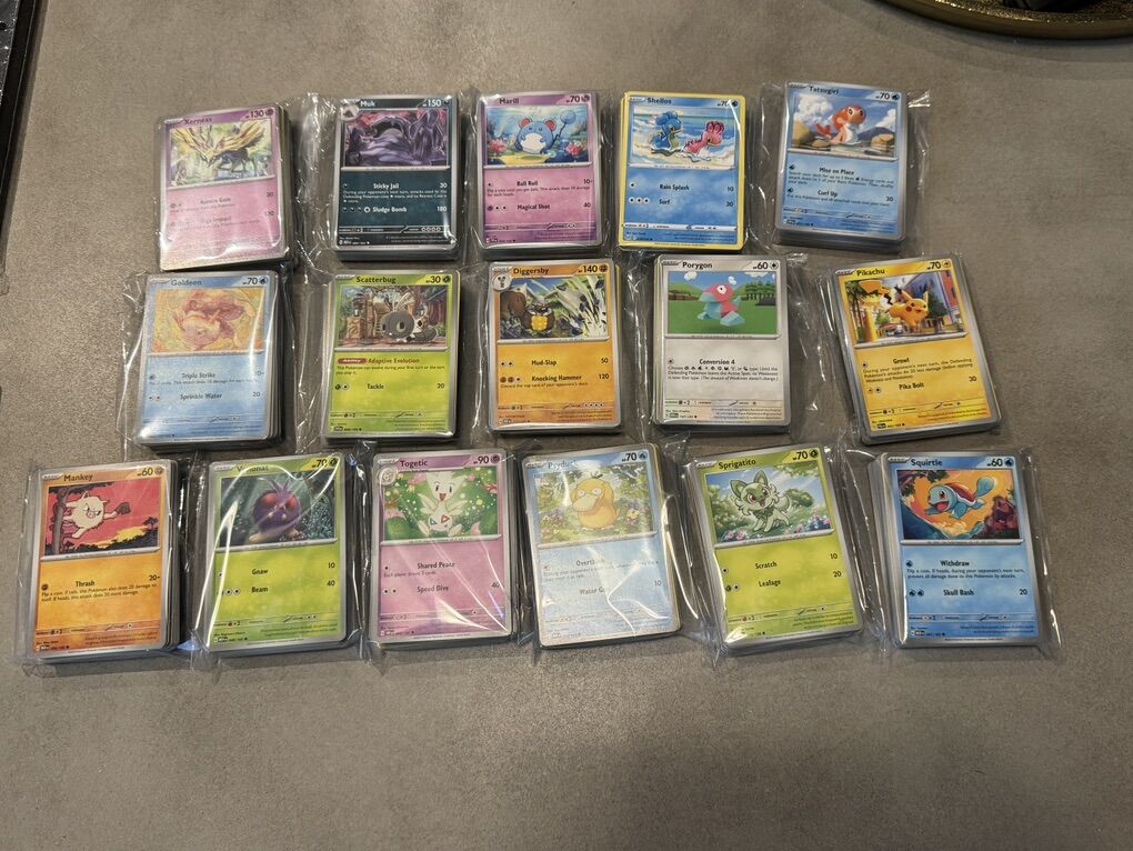 Pokémon Cards - 800 Cards- 16 Packs Of 50 Card