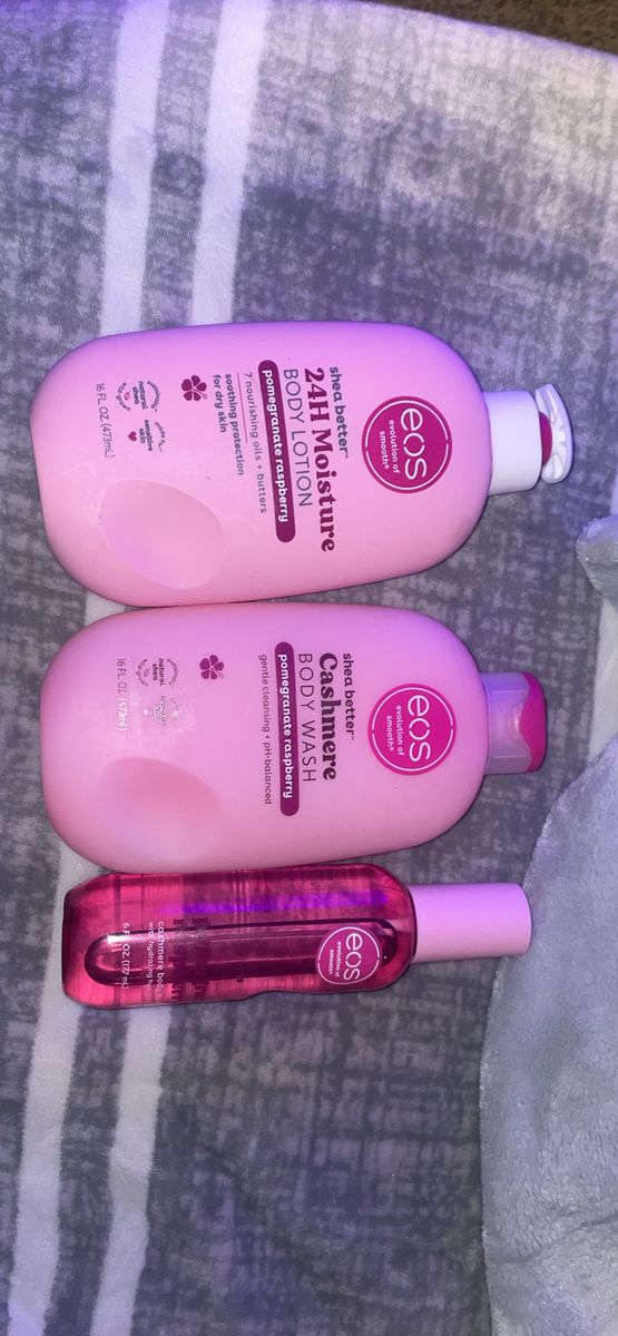 EOS pomegranate and raspberry body set