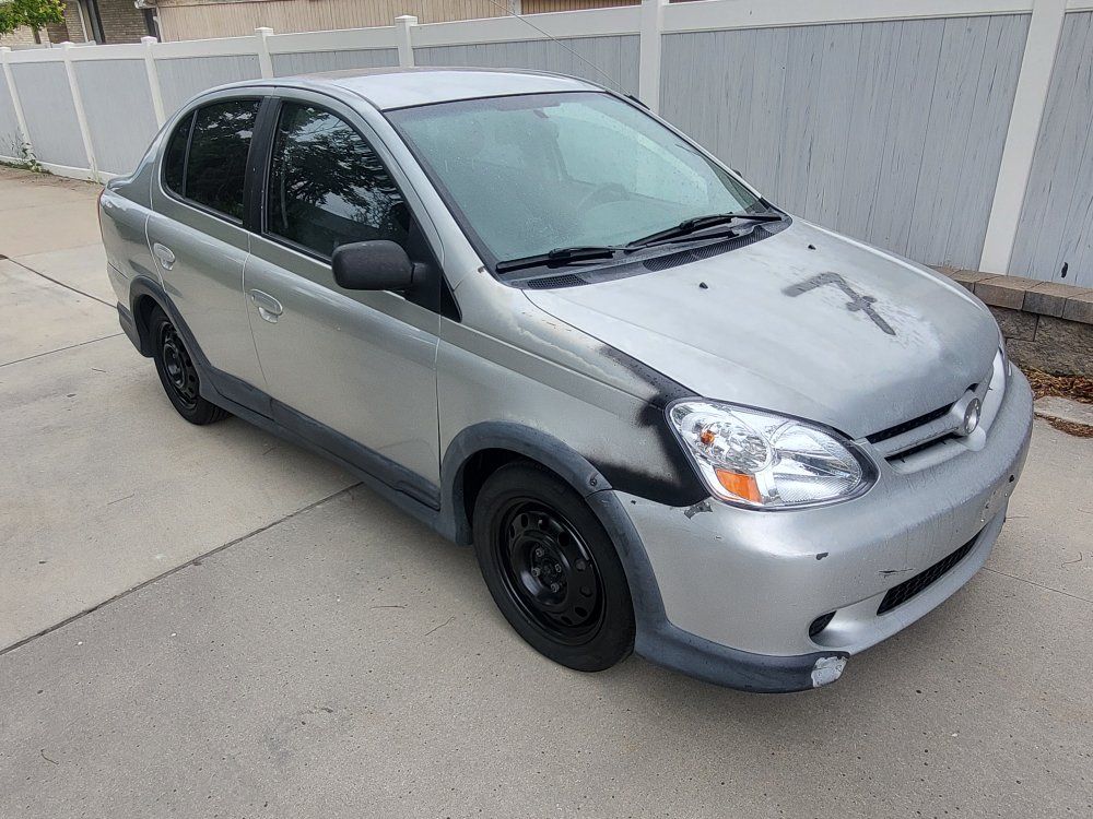 2005 Toyota Echo 