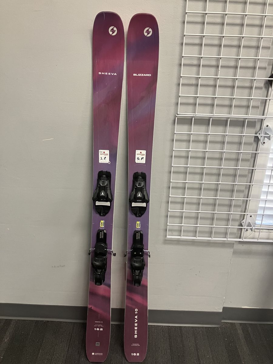 Lightly Used Blizzard Sheeva 10 162cm Skis w/ Atomic Strive 11 Demo Bindings