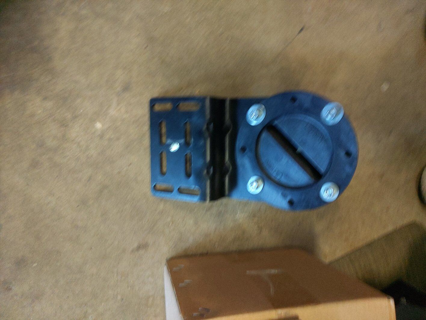 used Lock and ride mount