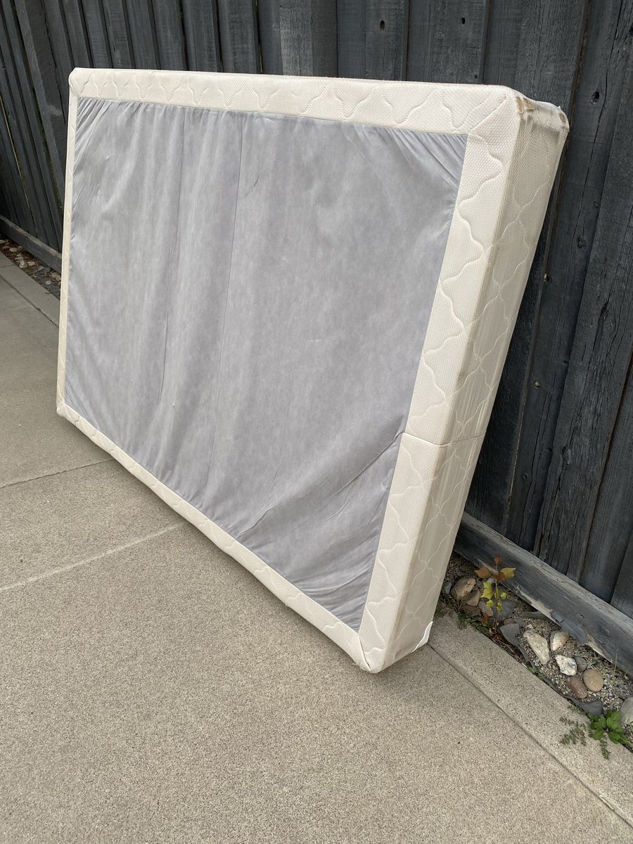 Free, Used Mattress Box Spring Foundation