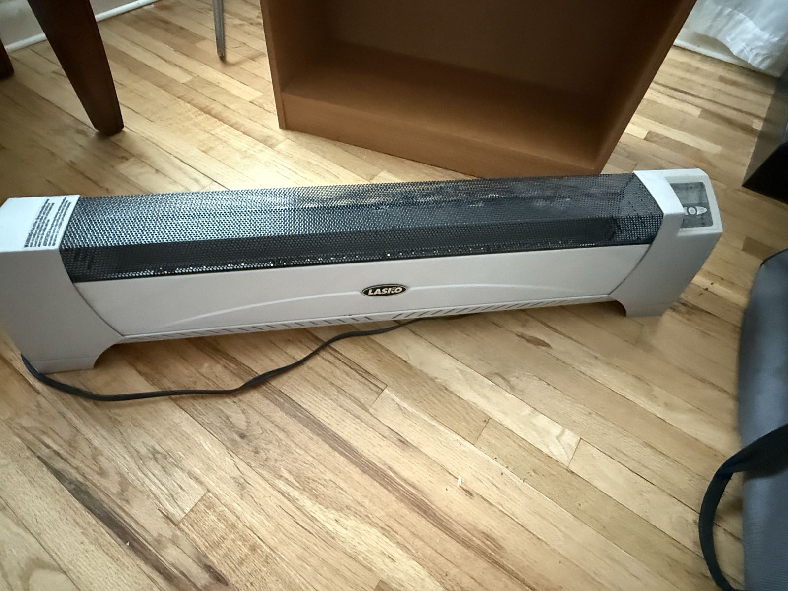 Lasko Digital Control Baseboard Heater