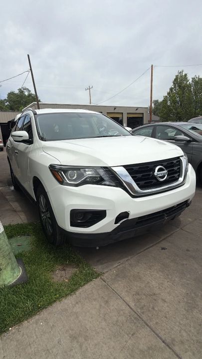 2020 Nissan Pathfinder S