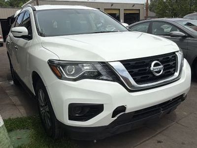2020 Nissan Pathfinder S