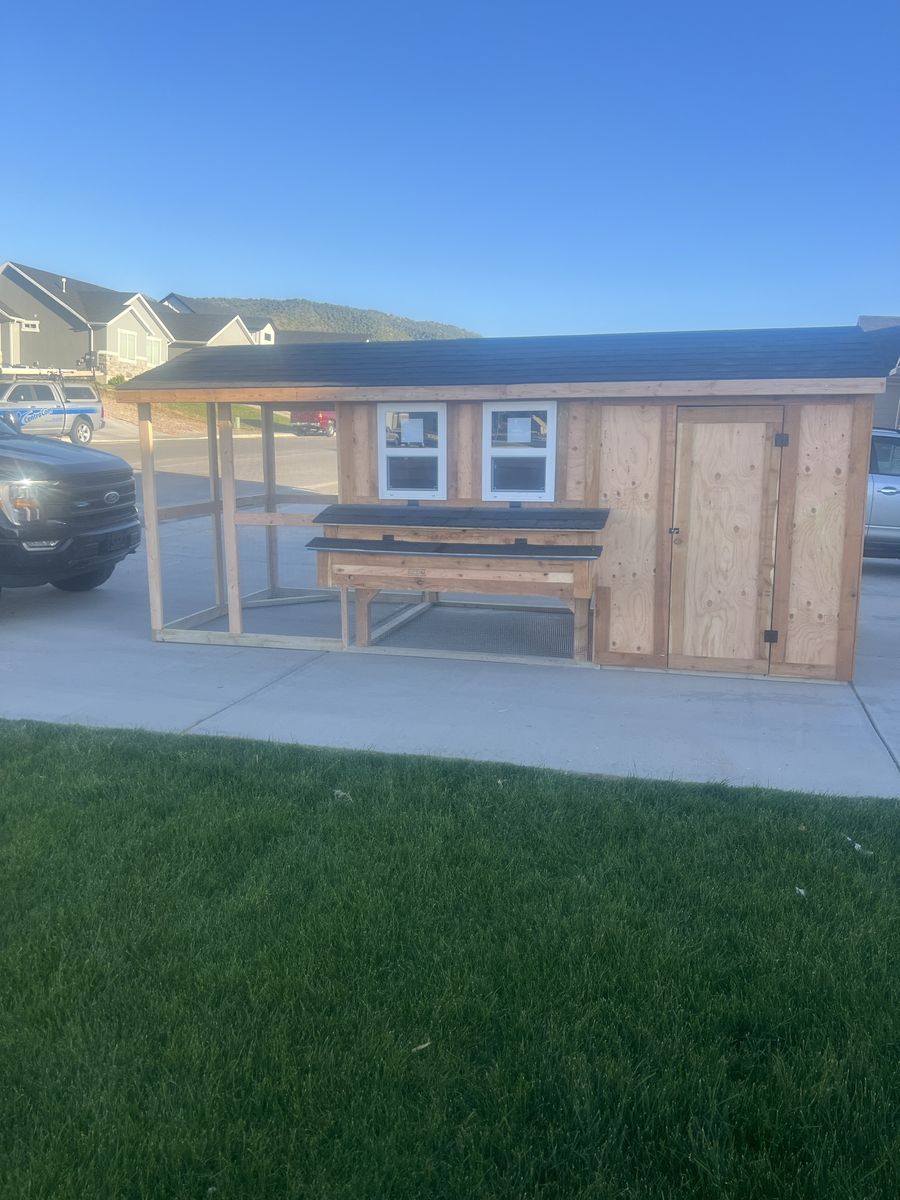 CHICKEN COOP 20% off 7-1-26