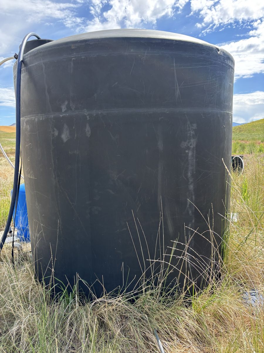 Large Black Water Storage Tank - 3000 gallon