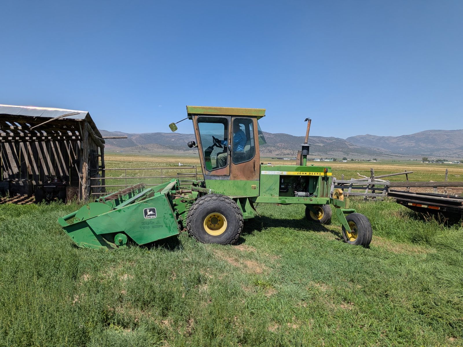 John Deere 2280 Diesel Swather - 14ft Header in Central Utah
