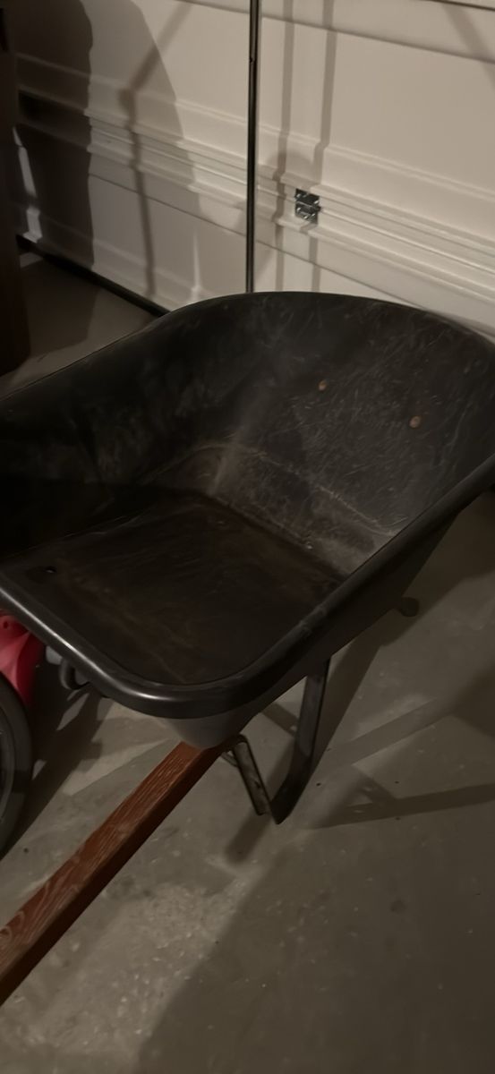 Main image 5