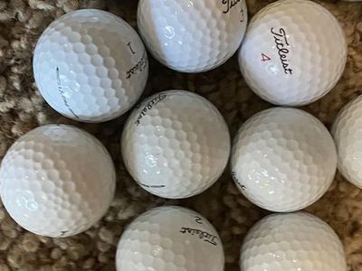 Like New Titleist ProV1 golf balls