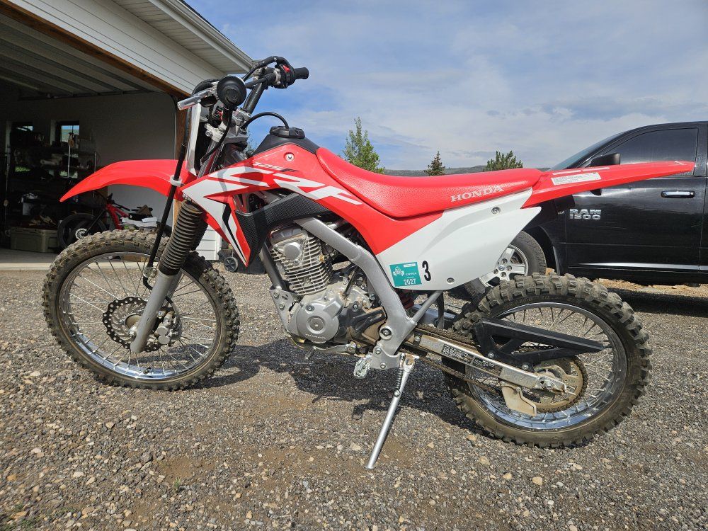 Main image 3