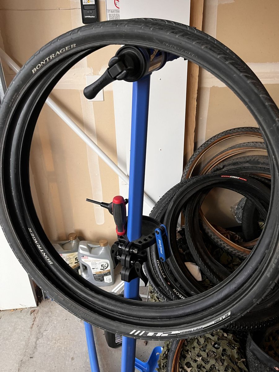 Bontrager H2 Hard-Case Lite Bicycle Tire - 700x38c lightly ridden