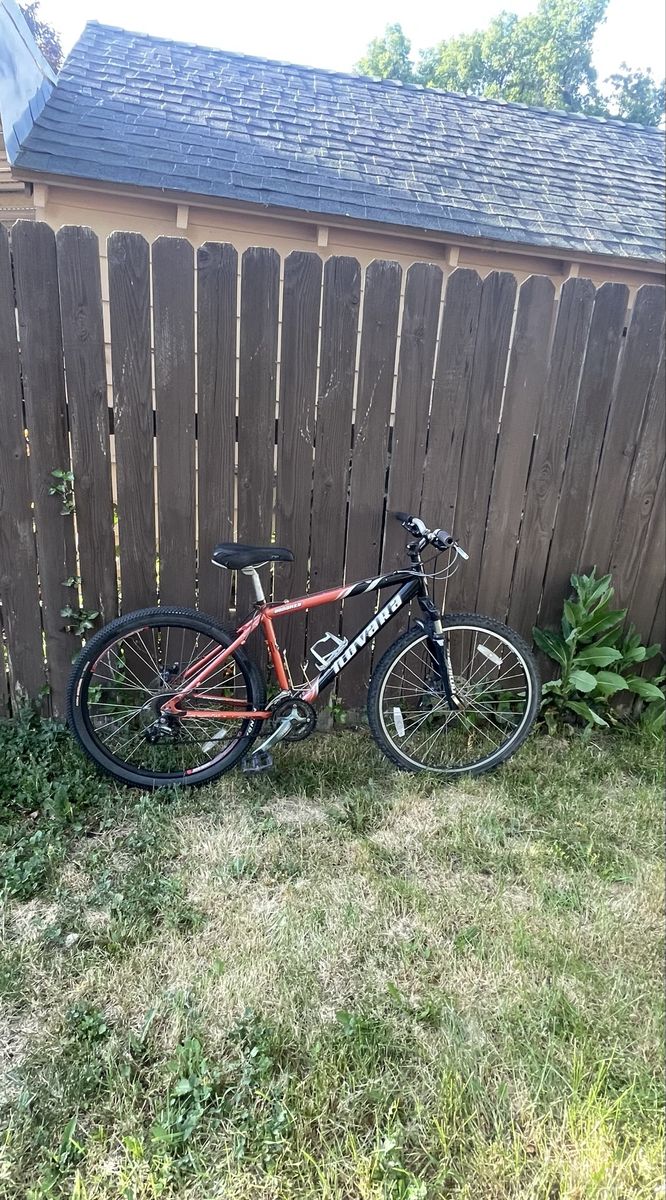 Novara Bonanza medium mountain bike, fully rigid