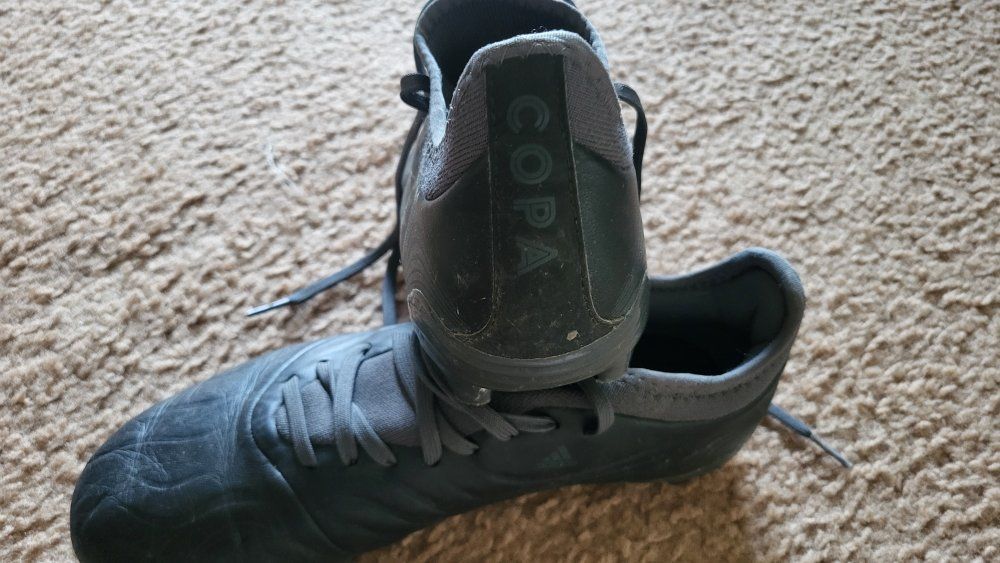 Soccer cleats
