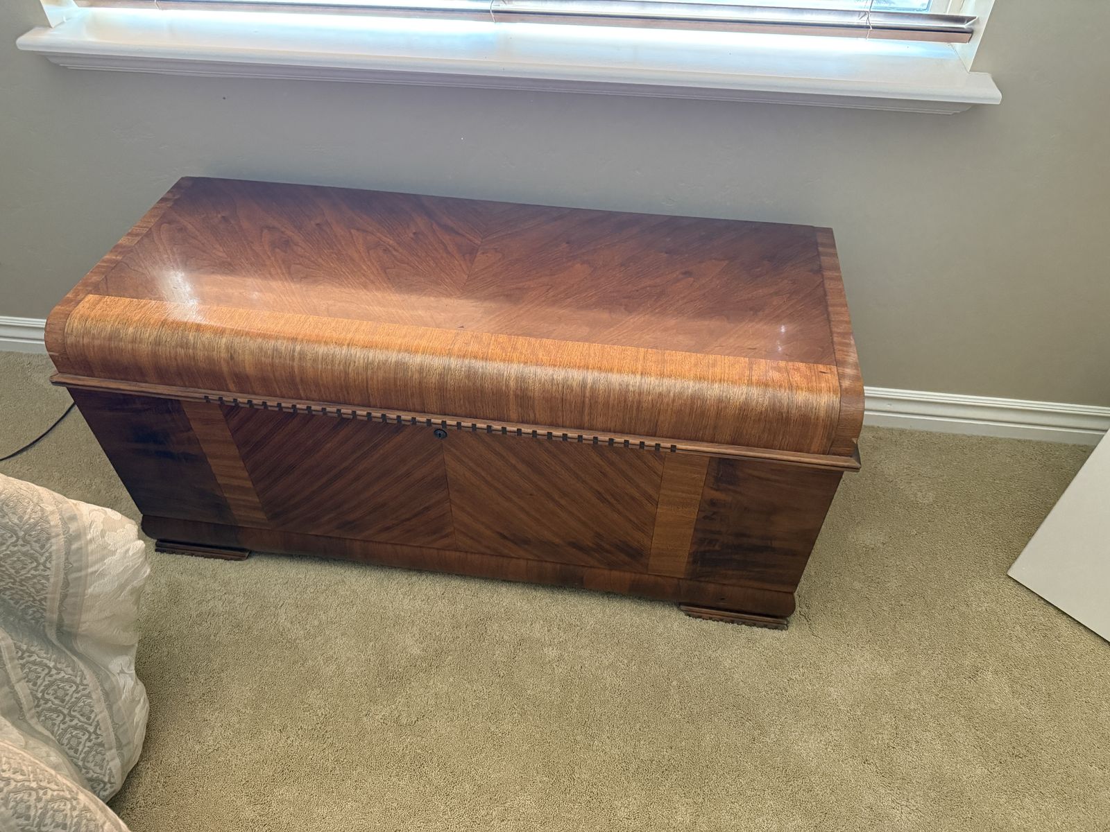 Vintage Lane Cedar Chest