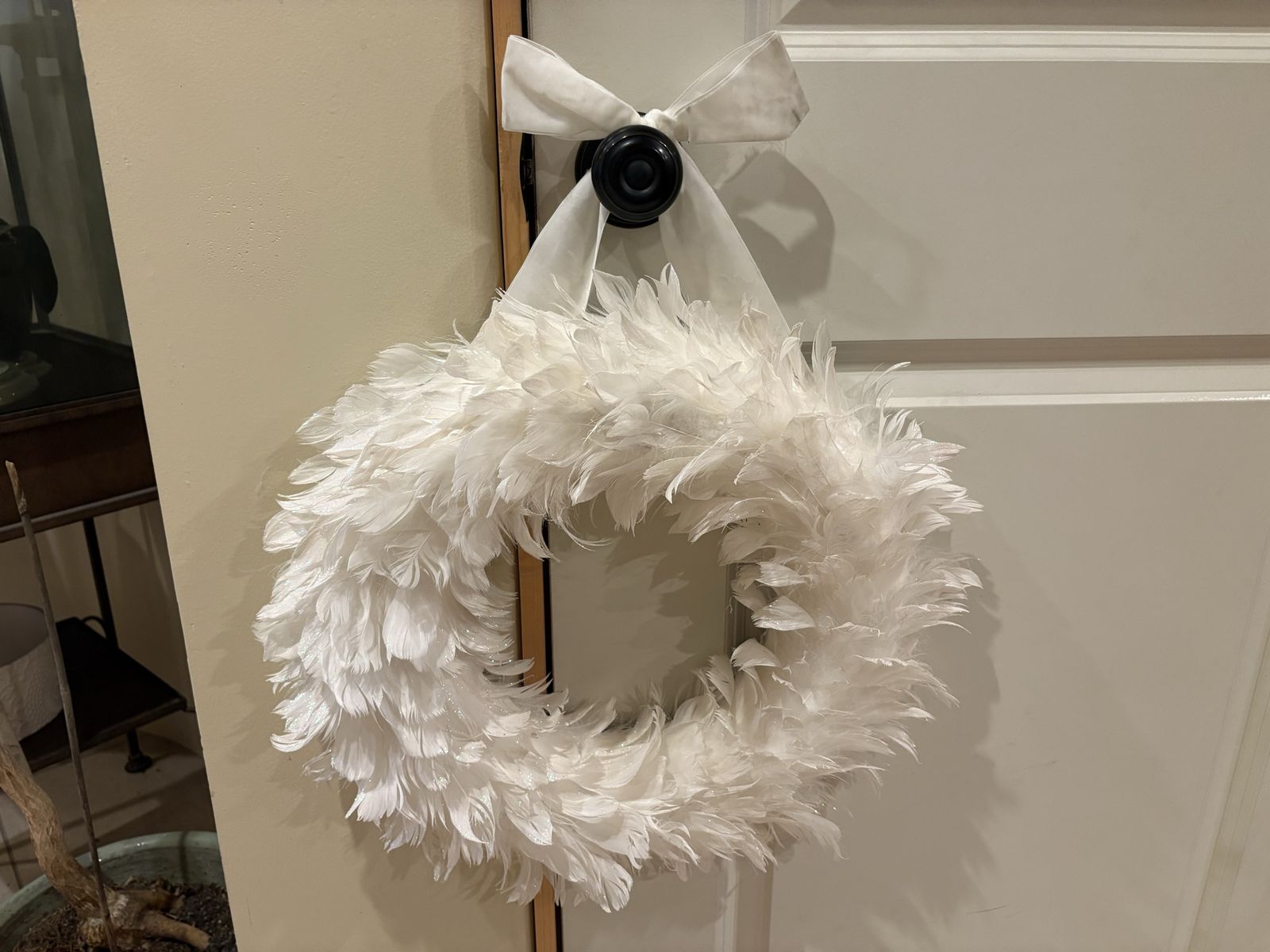 New Sparkly White Hanging Feather Wreath