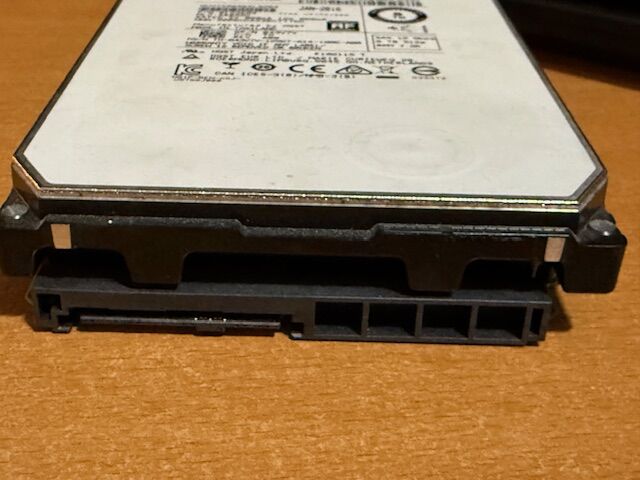 2 x 8TB Dell HDD