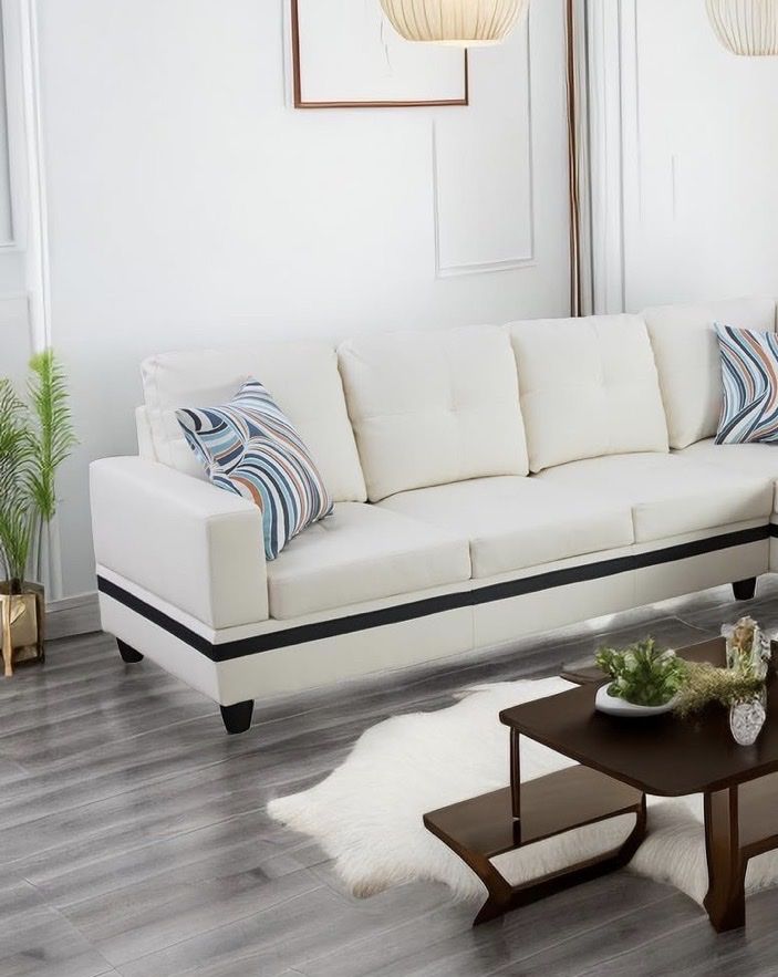 New Life Style Right Arm Couch, Read Description