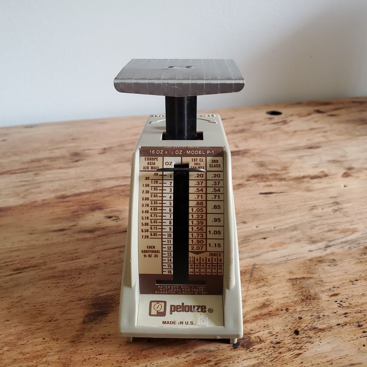 Pelouze 1981 Postal Scale
