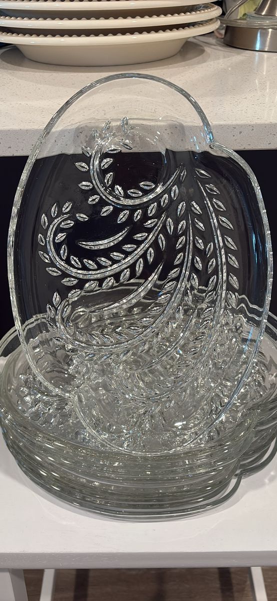 Oval glass trays