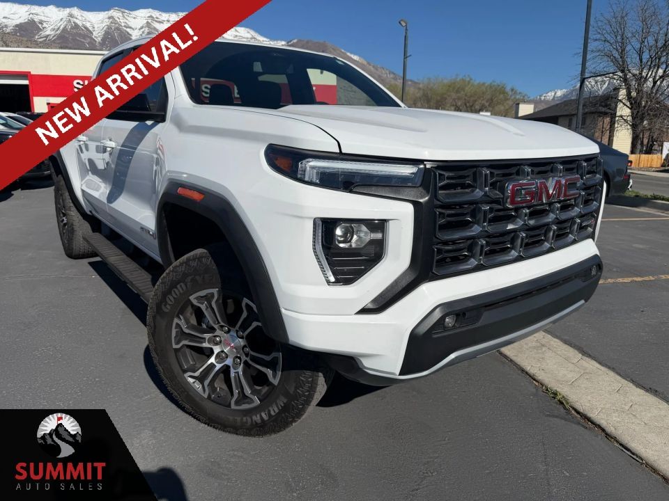 2025 GMC Canyon AT4
